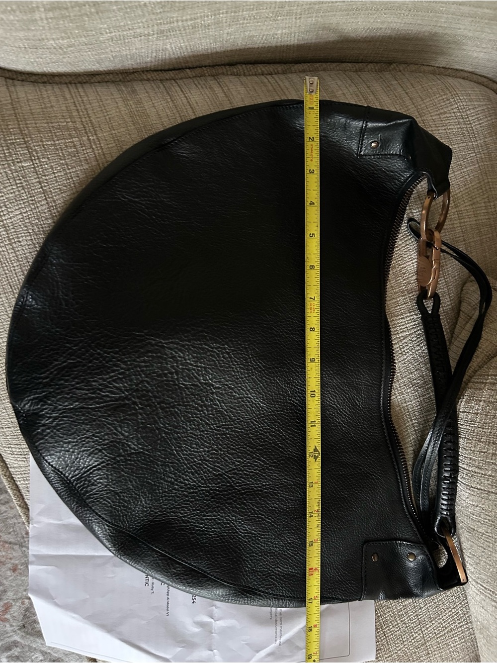 Gucci Moon Crescent Hobo Black calf skin leather with Champagne Gold Hardware - Picture 12 of 16
